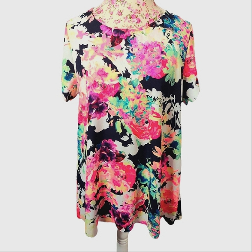Coco & Main floral blouse